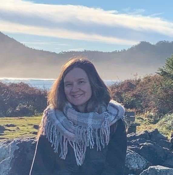 Meet your Posher, Tabitha - Picture 1 of 1